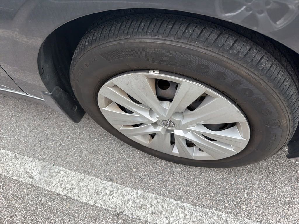 Used 2024 Nissan Sentra S image 4