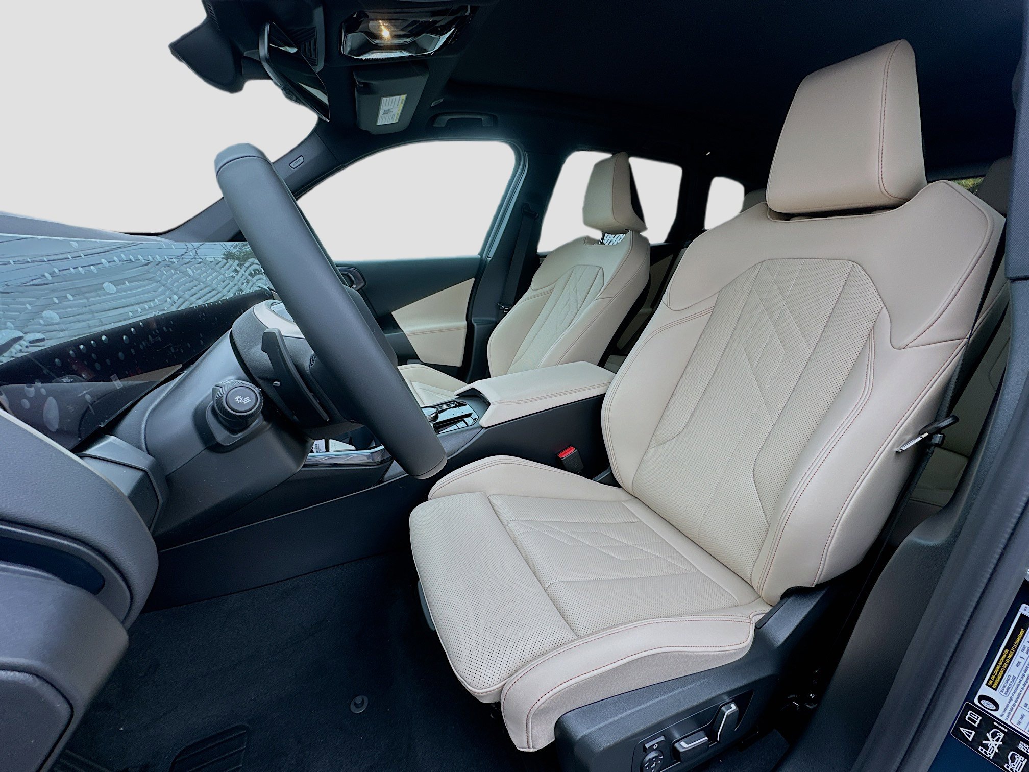 New 2025 BMW X3 xDrive30i w/ Convenience Package image 16