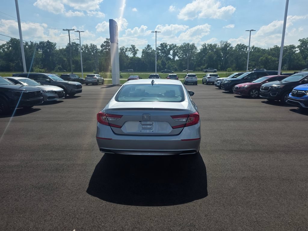 Certified 2018 Honda Accord EX image 4