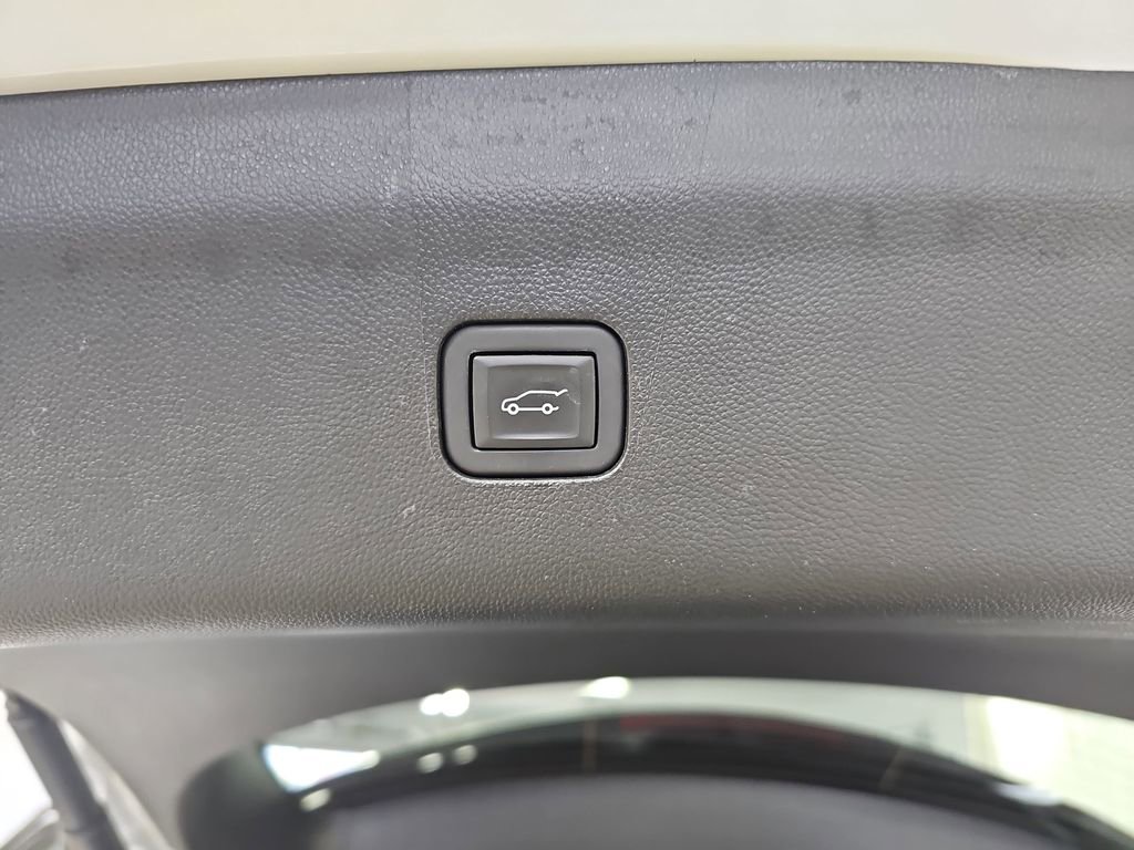 Certified 2023 Buick Enclave Essence w/ Trailering Package, 5000 lbs. AWD/4WD image 18