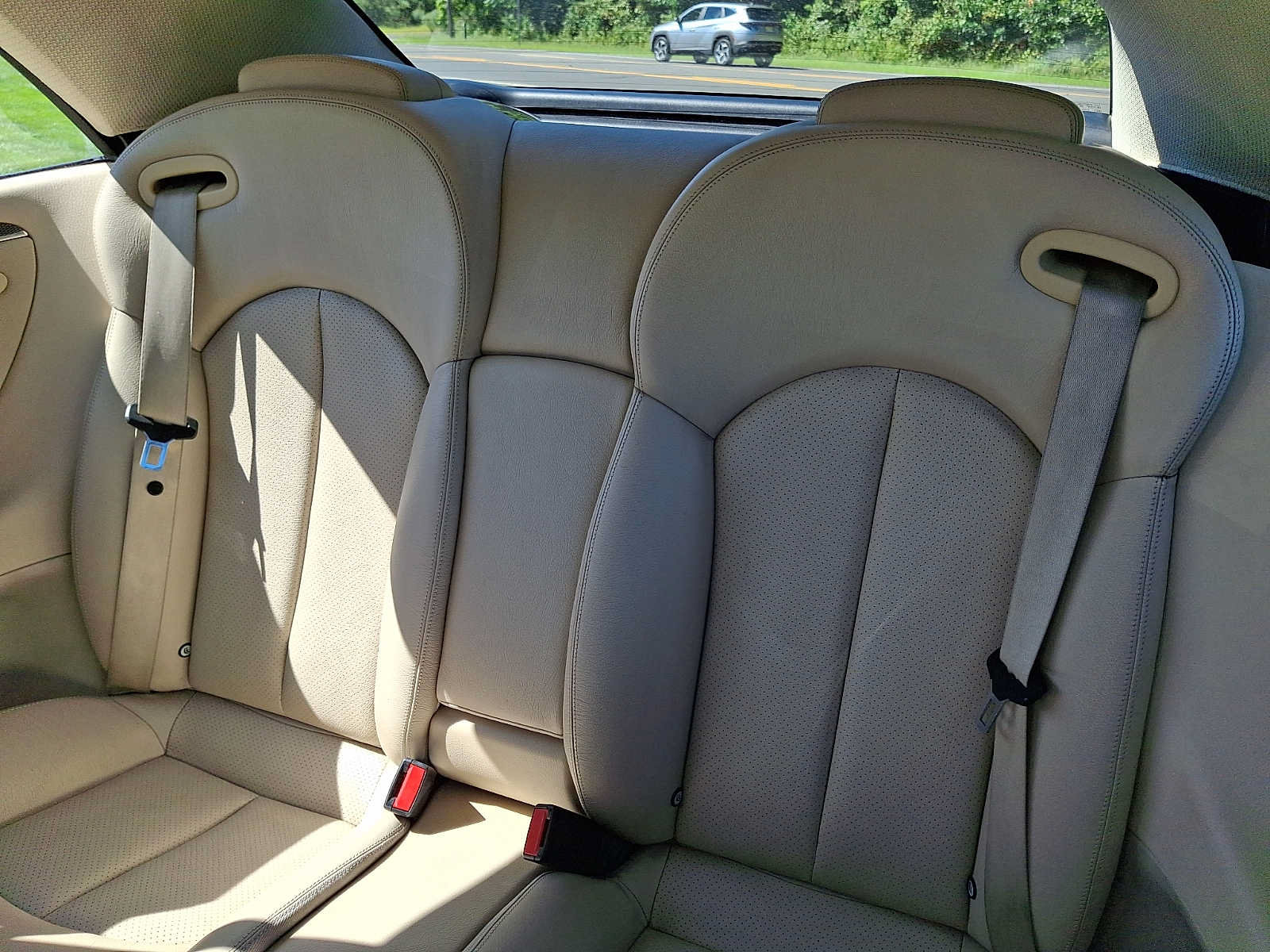 Used 2005 Mercedes-Benz CLK 320 Cabriolet image 10