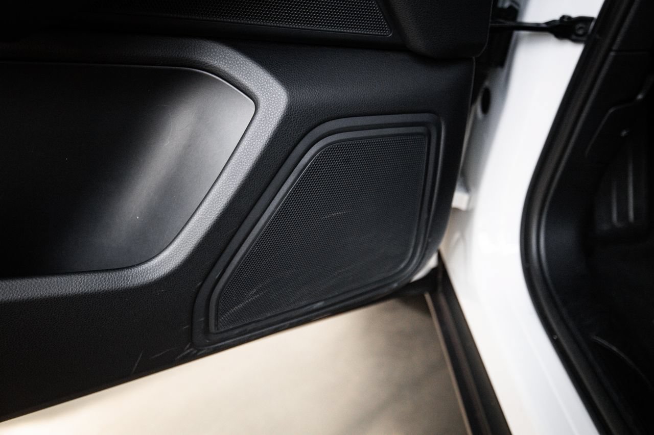 Certified 2023 Porsche Macan AWD/4WD image 21