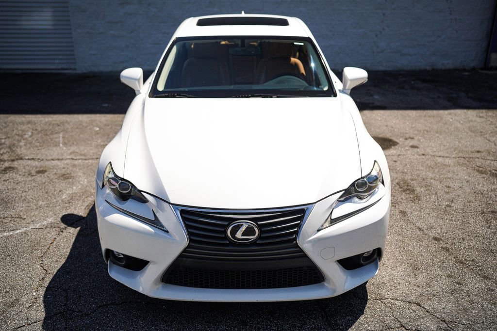 Used 2016 Lexus IS 200t w/ Premium Package RWD image 6