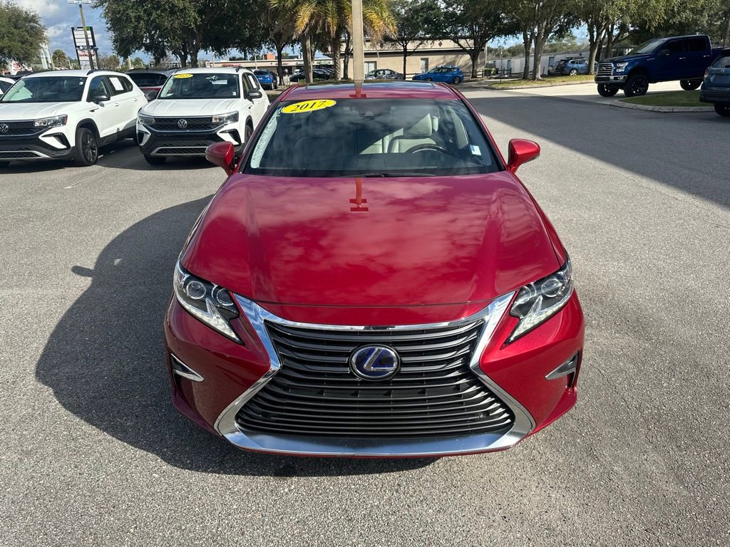 Used 2017 Lexus ES 300h image 14