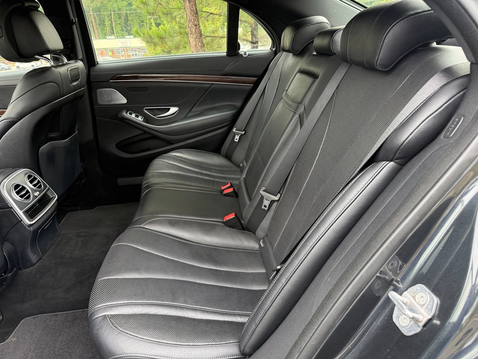 Used 2018 Mercedes-Benz S 450 4MATIC Sedan image 40