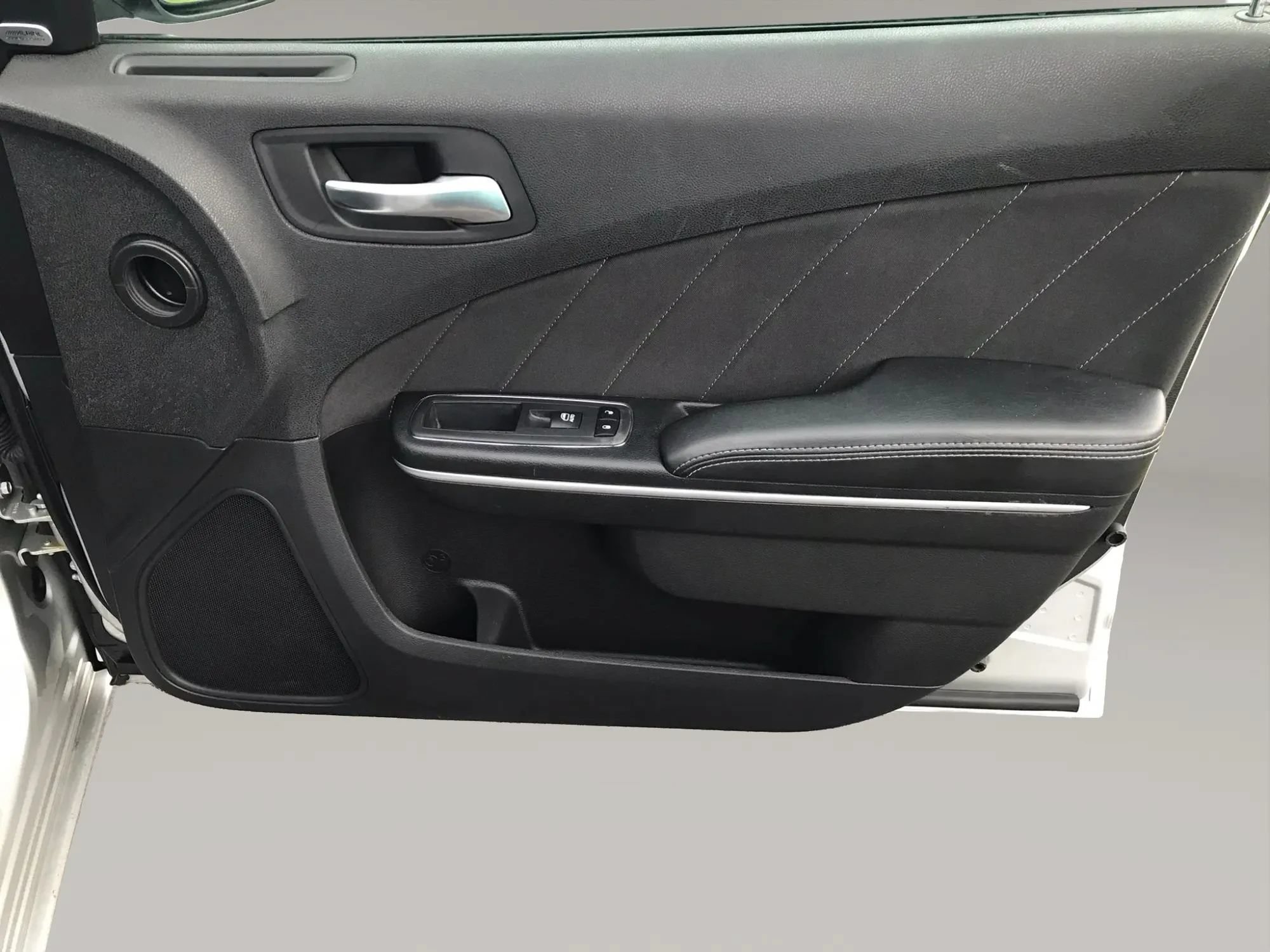 Used 2019 Dodge Charger SXT AWD/4WD image 47