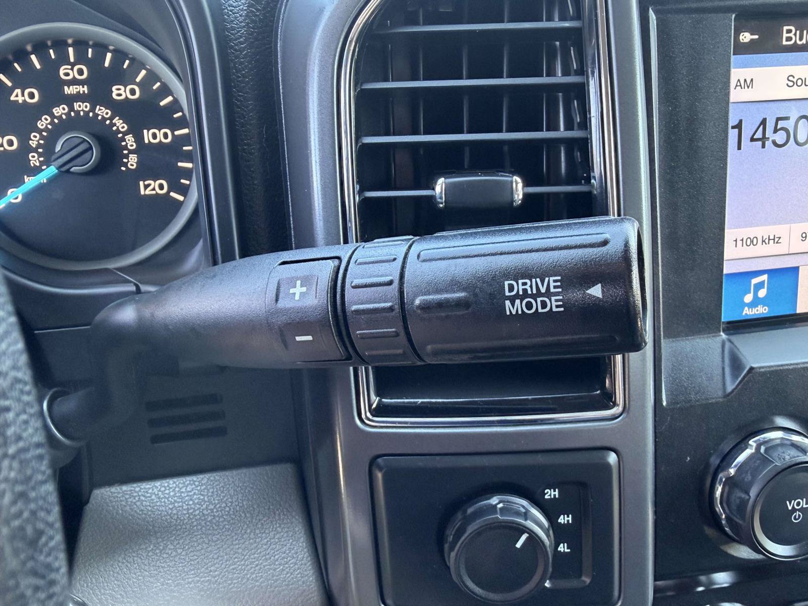 Used 2019 Ford F150 XLT w/ Equipment Group 302A Luxury AWD/4WD image 11