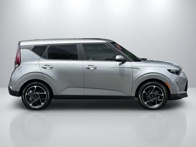 Certified 2025 Kia Soul EX FWD image 10