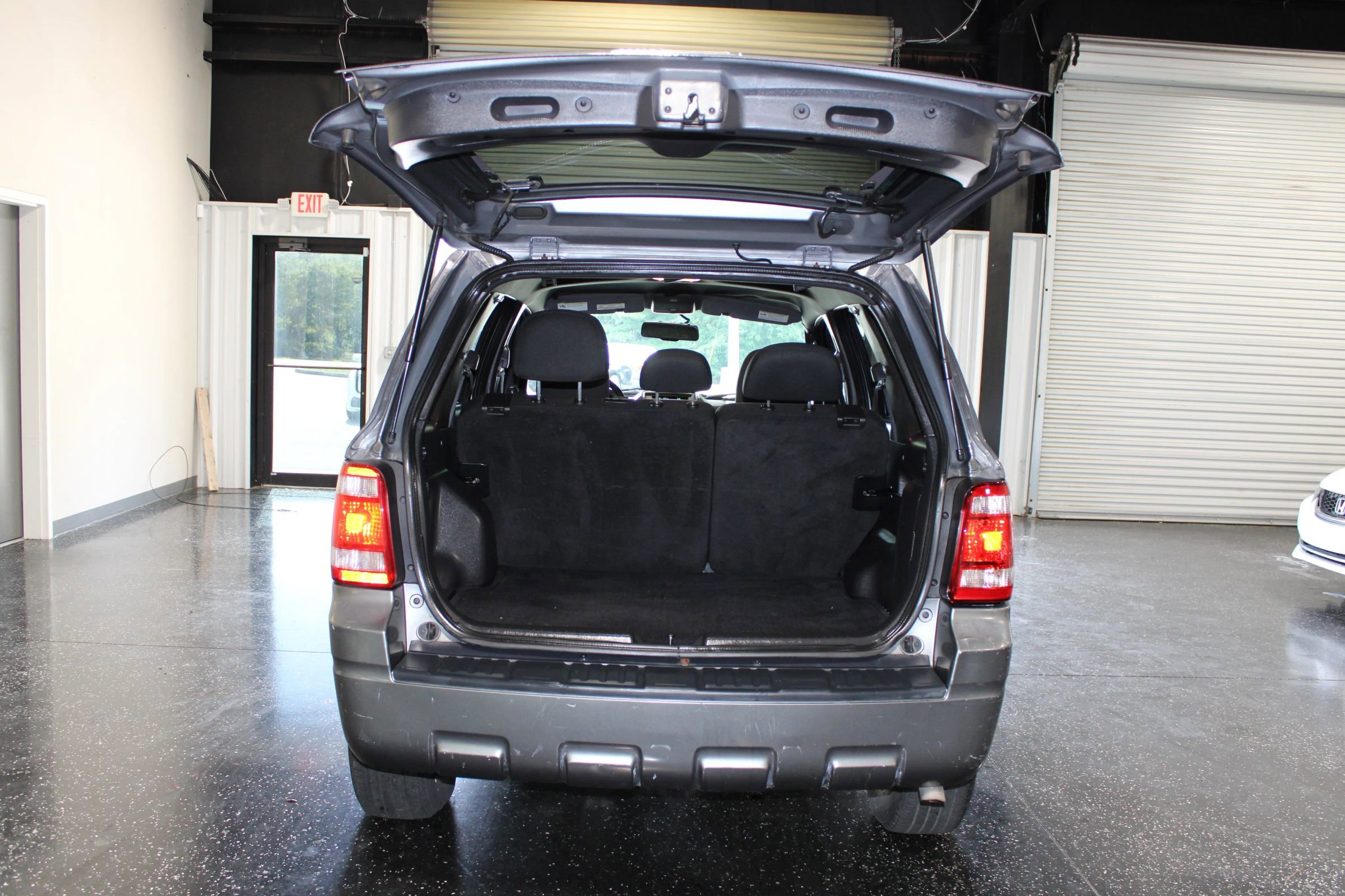 Used 2010 Ford Escape XLT FWD image 28