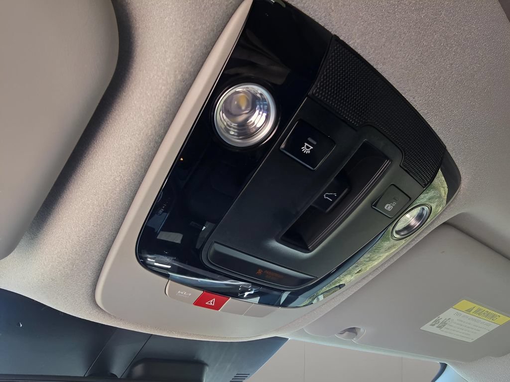 Used 2023 Kia Niro Wave FWD image 22