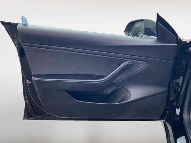 Used 2018 Tesla Model 3 Long Range image 16