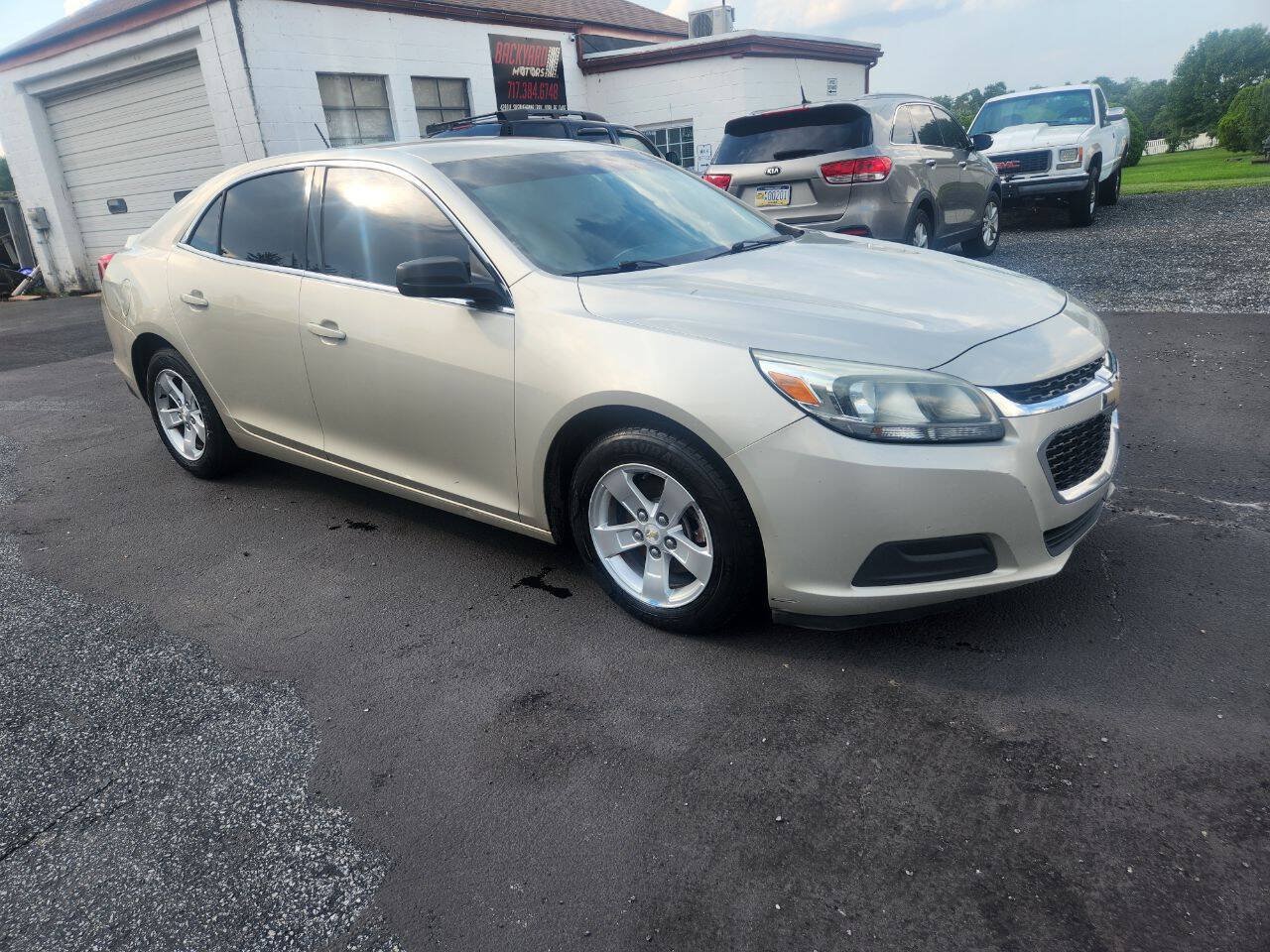 Used 2015 Chevrolet Malibu LS FWD image 3