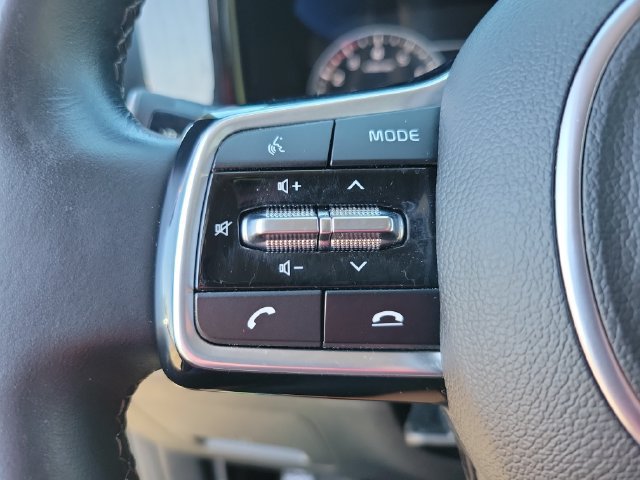 Used 2023 Kia Sorento S FWD image 28