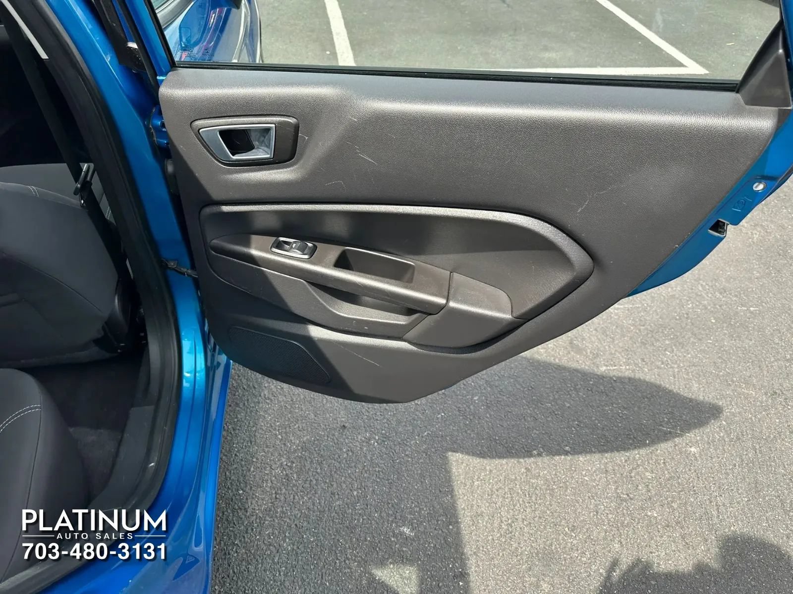 Used 2015 Ford Fiesta SE FWD image 19