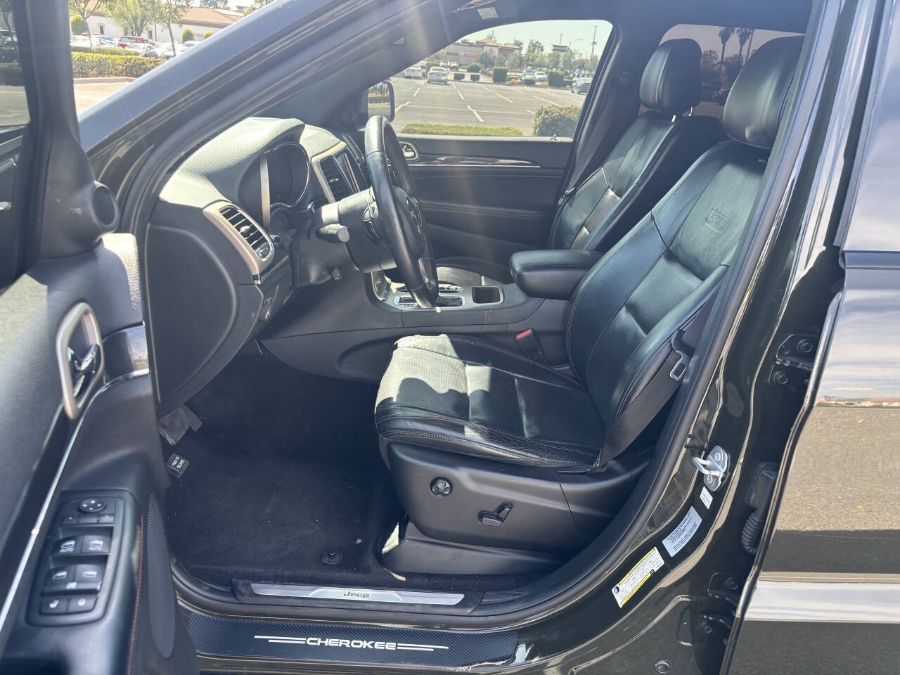 Used 2016 Jeep Grand Cherokee Limited 75th Anniversary RWD image 9