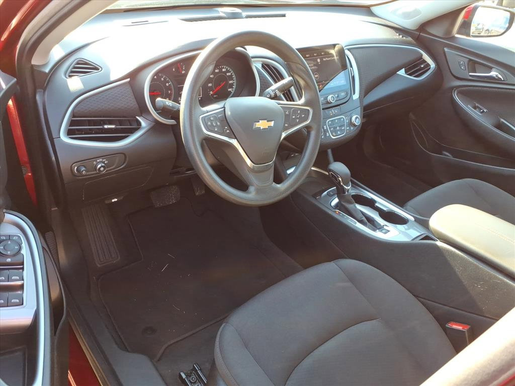 Used 2024 Chevrolet Malibu LT FWD image 13