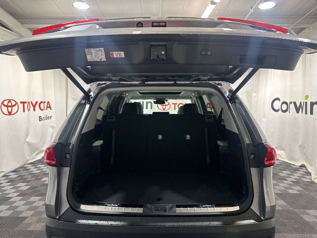 Used 2026 Toyota Grand Highlander Limited image 14