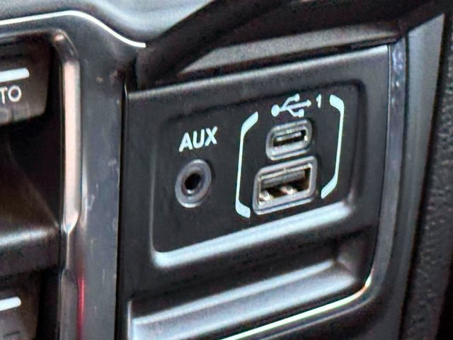 Certified 2019 Jeep Wrangler Unlimited Sport S AWD/4WD image 31