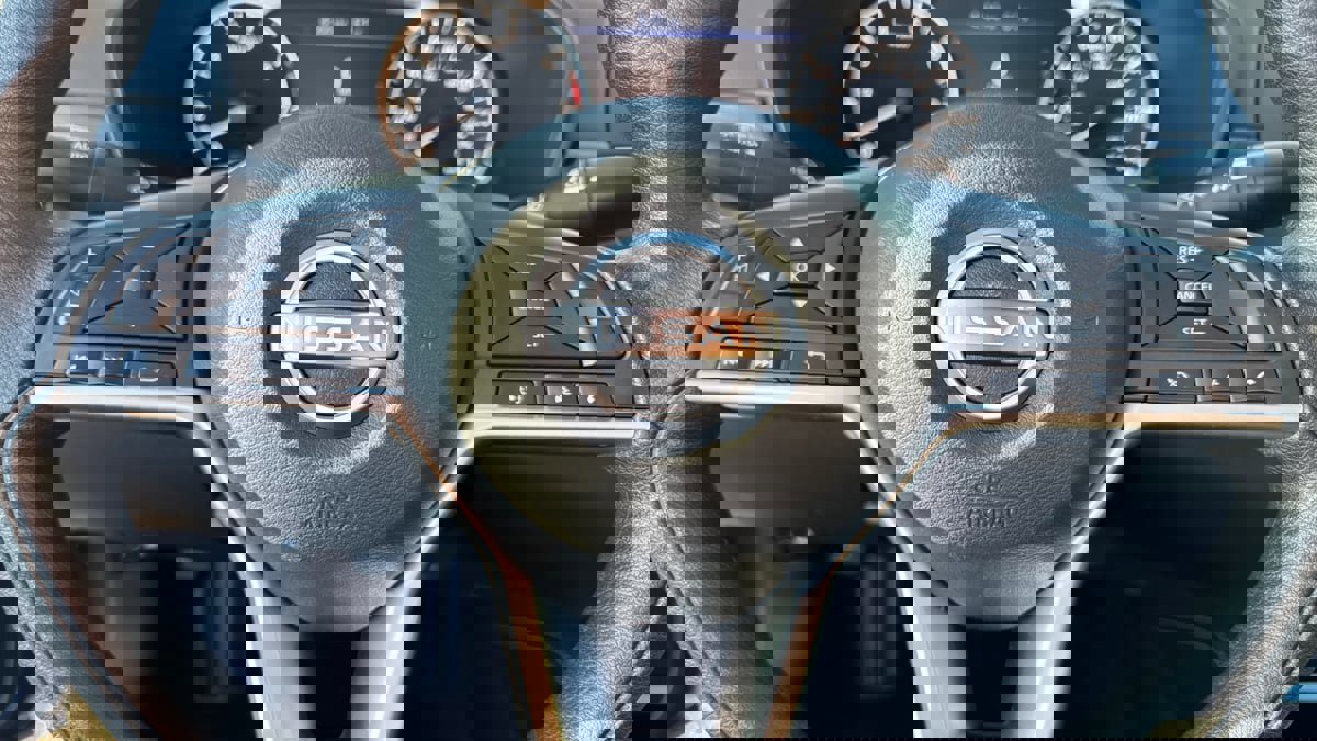 Used 2023 Nissan Altima 2.5 SV image 16