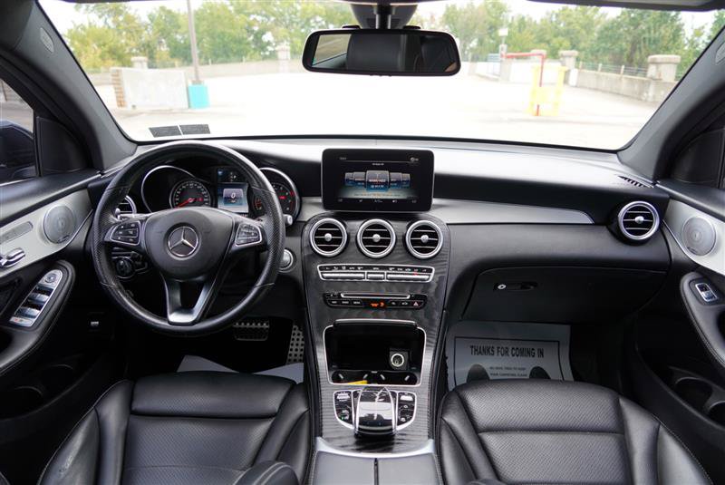 Used 2019 Mercedes-Benz GLC 300 4MATIC Coupe image 41