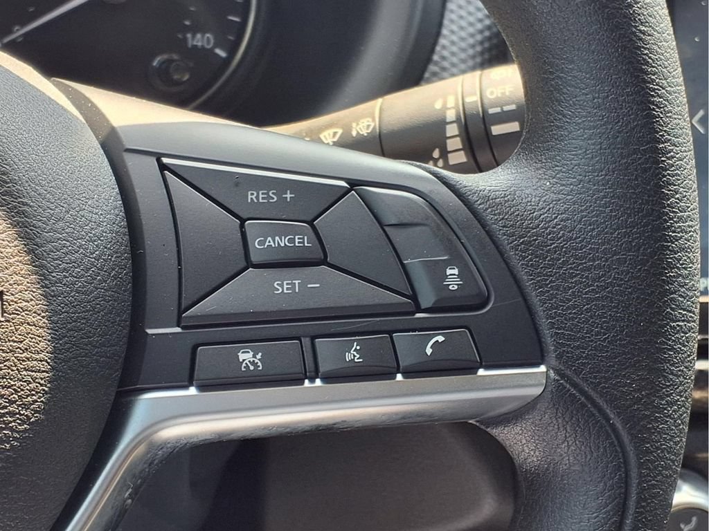 Used 2024 Nissan Kicks SV FWD image 15