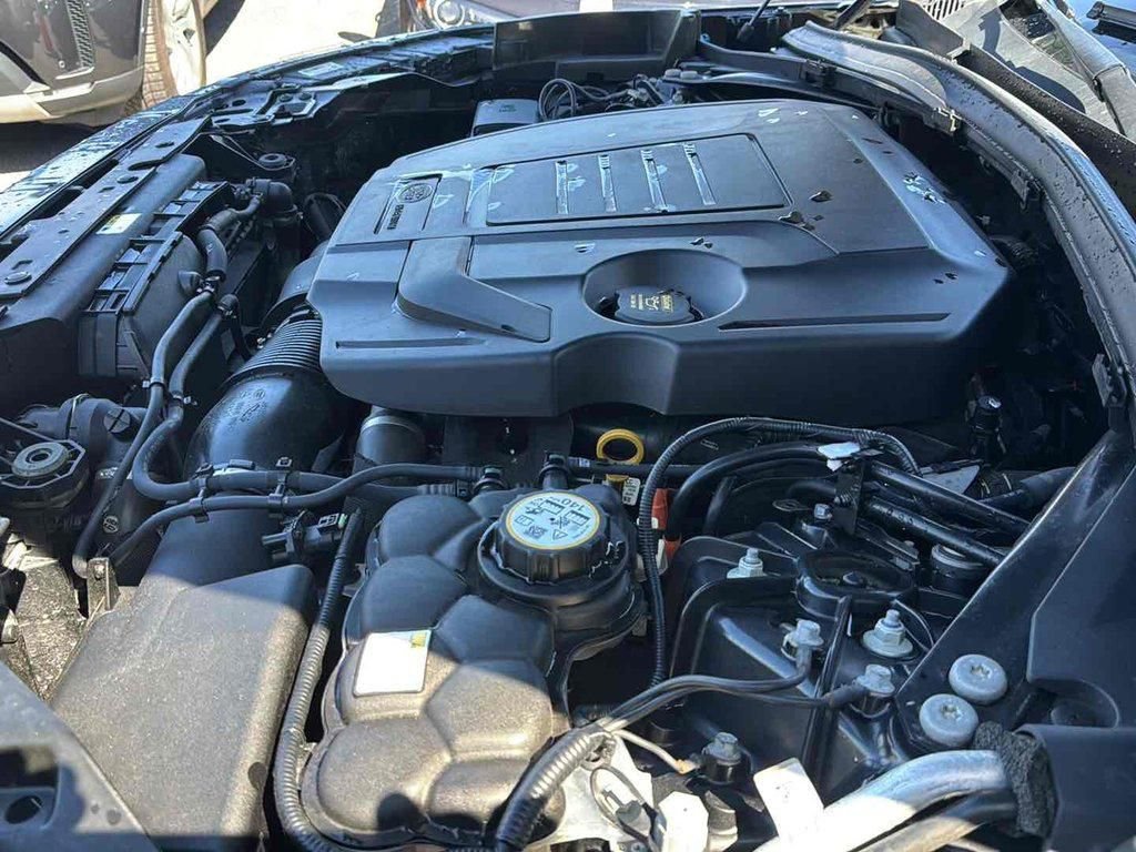 Used 2022 Land Rover Range Rover Velar S AWD/4WD image 38