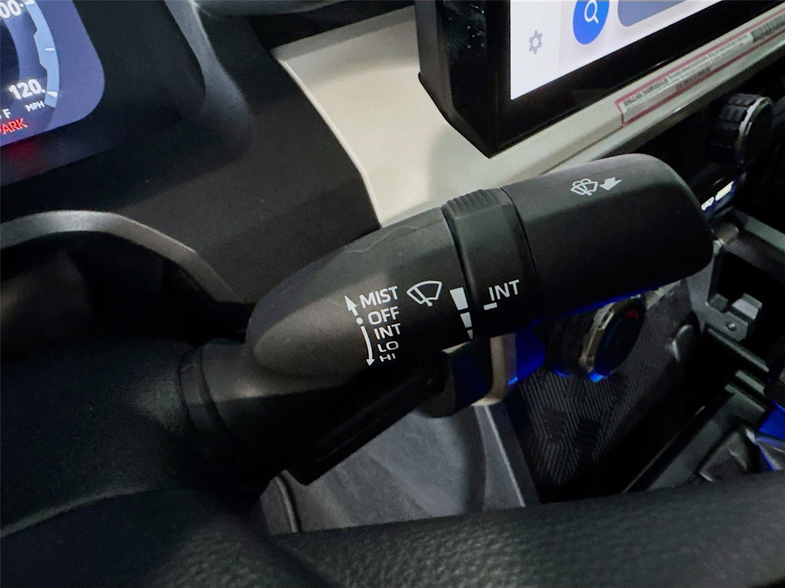 Used 2024 Toyota Tacoma TRD Sport image 6