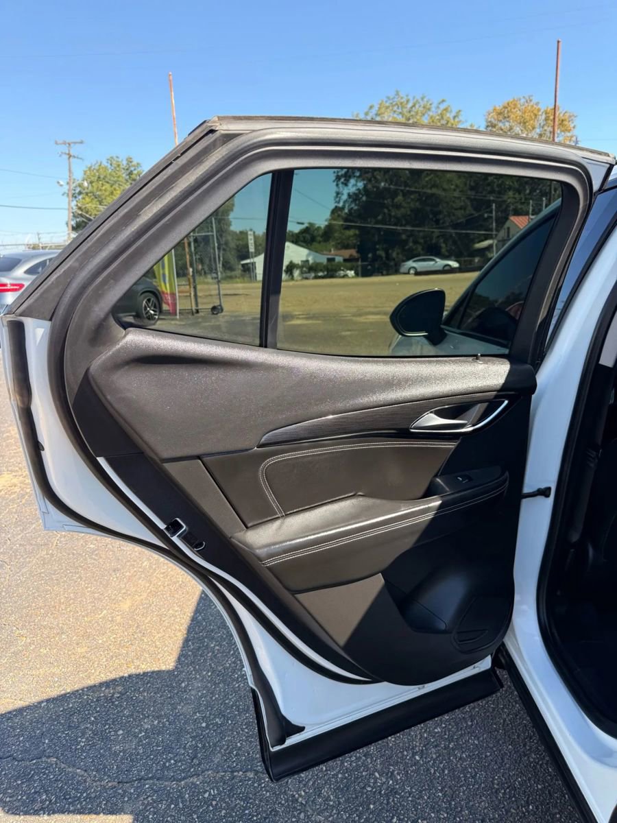 Used 2021 Buick Envision Preferred w/ Sport Touring Package image 11