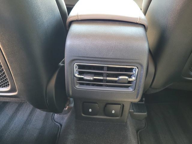 Used 2025 Lincoln Corsair FWD w/ Equipment Group 101A image 15