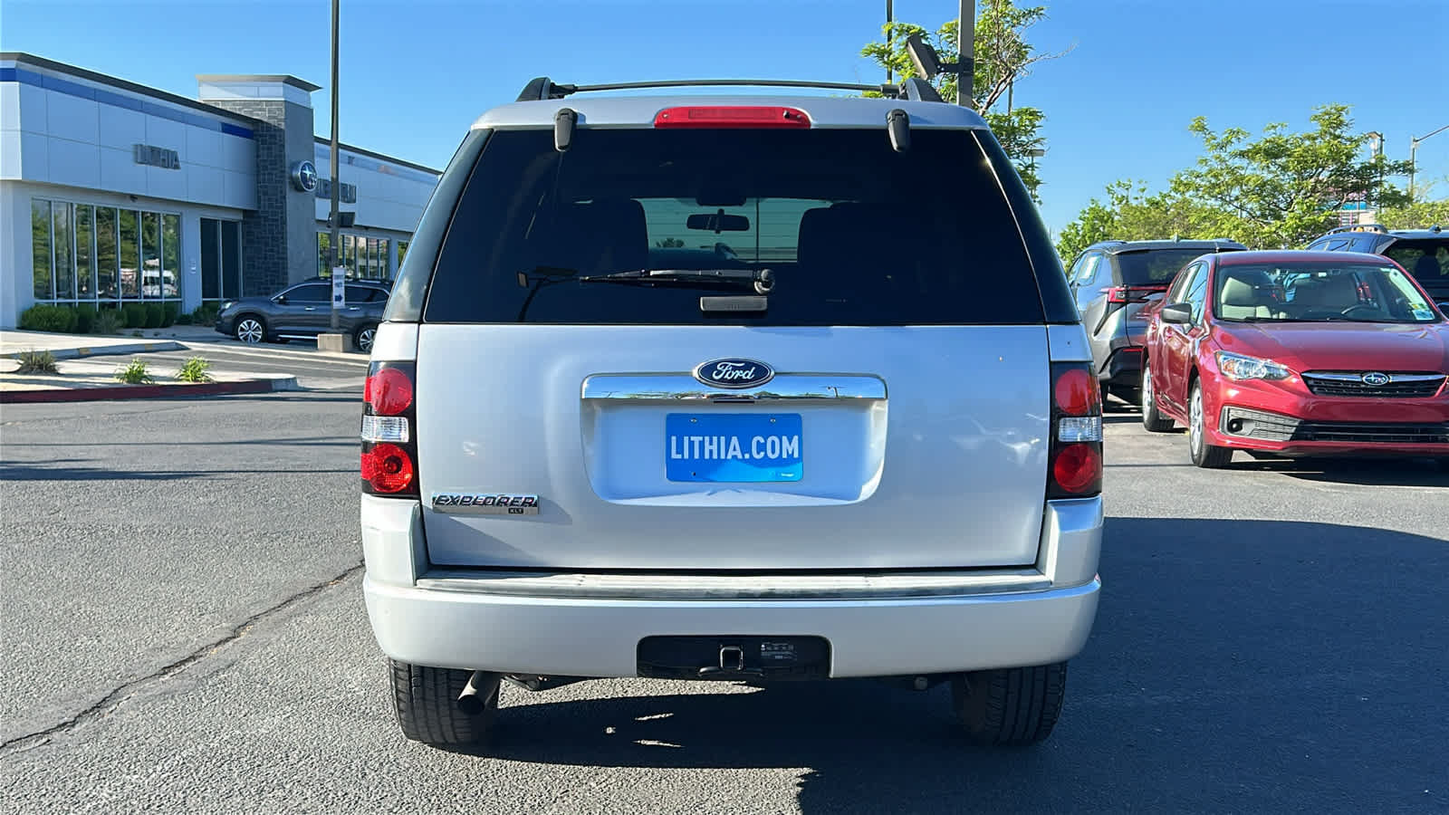 Used 2010 Ford Explorer XLT RWD image 6