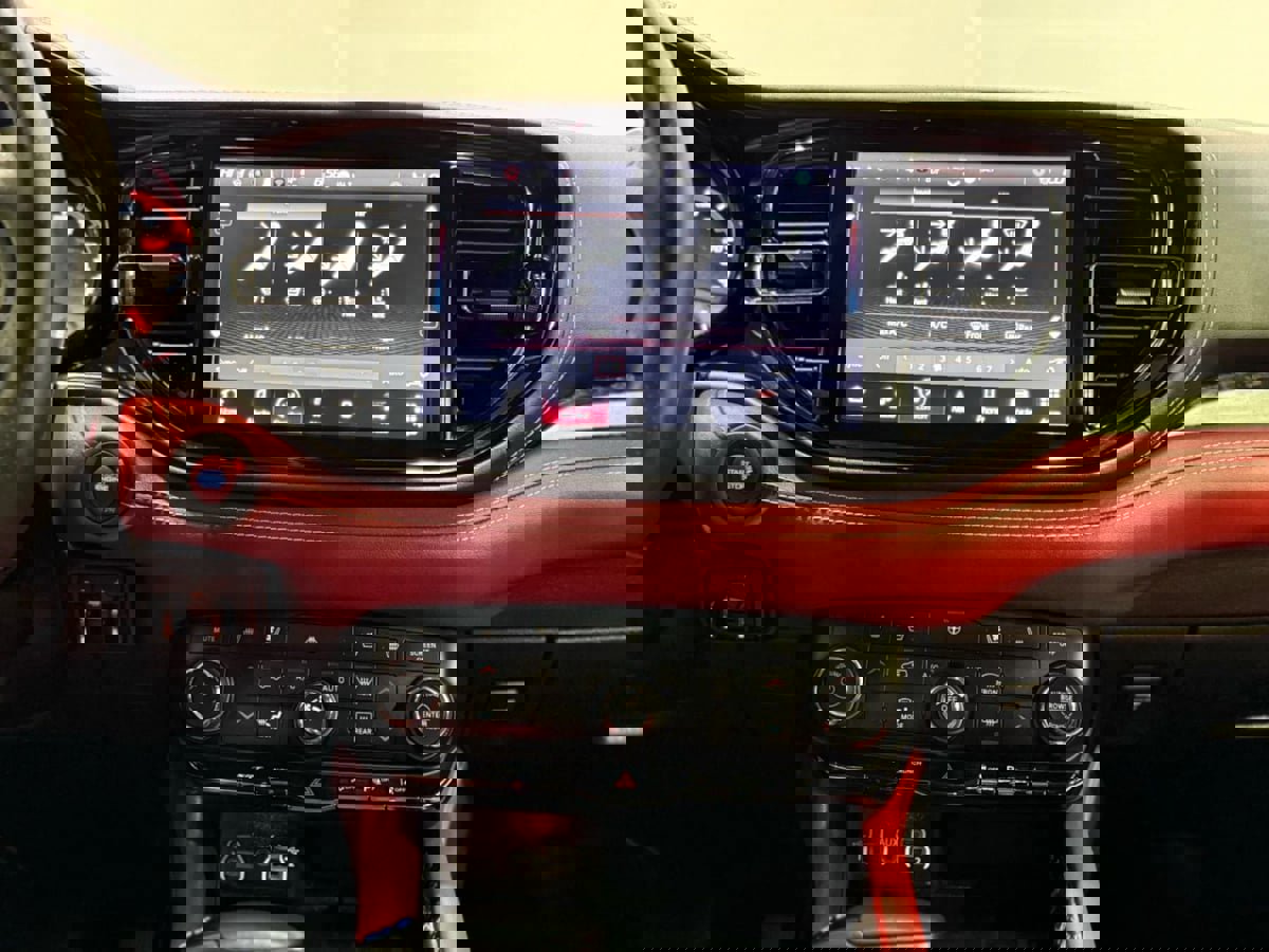 Used 2023 Dodge Durango SRT image 17