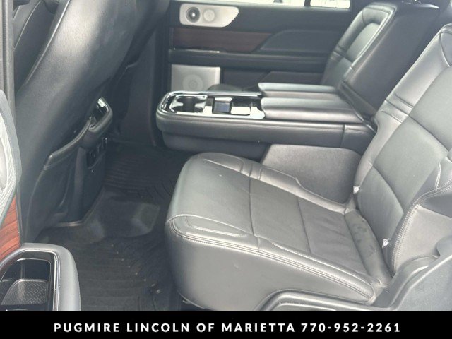 Used 2023 Lincoln Navigator L Reserve AWD/4WD image 21