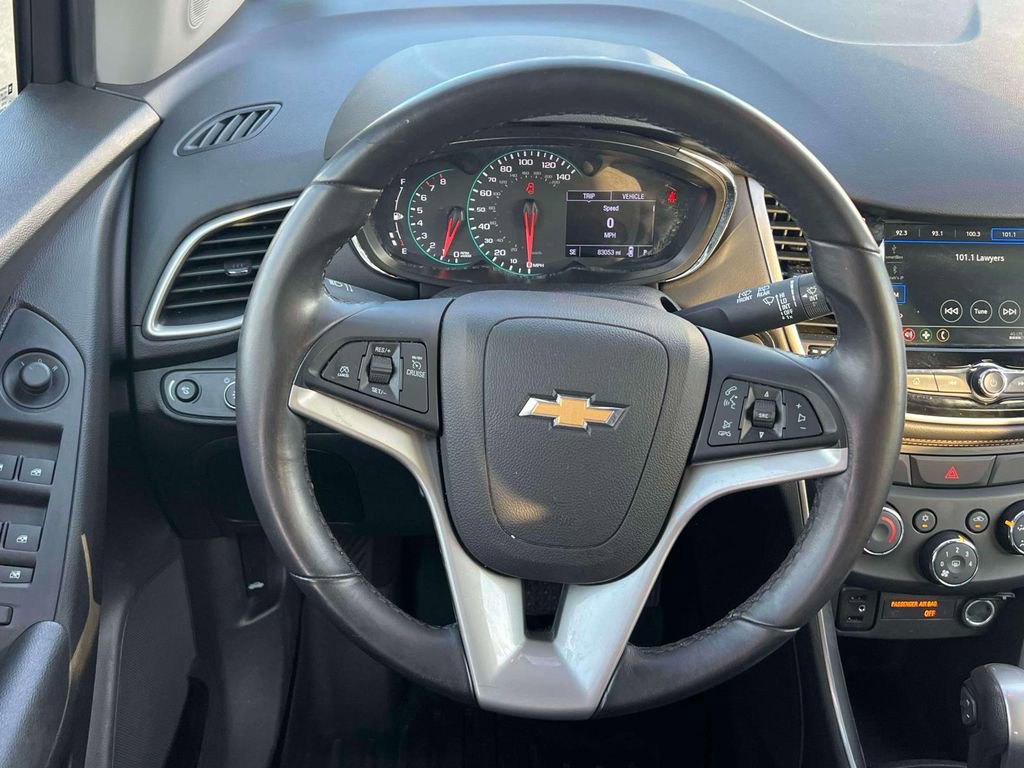 Used 2019 Chevrolet Trax LT w/ LT Convenience Package FWD image 15