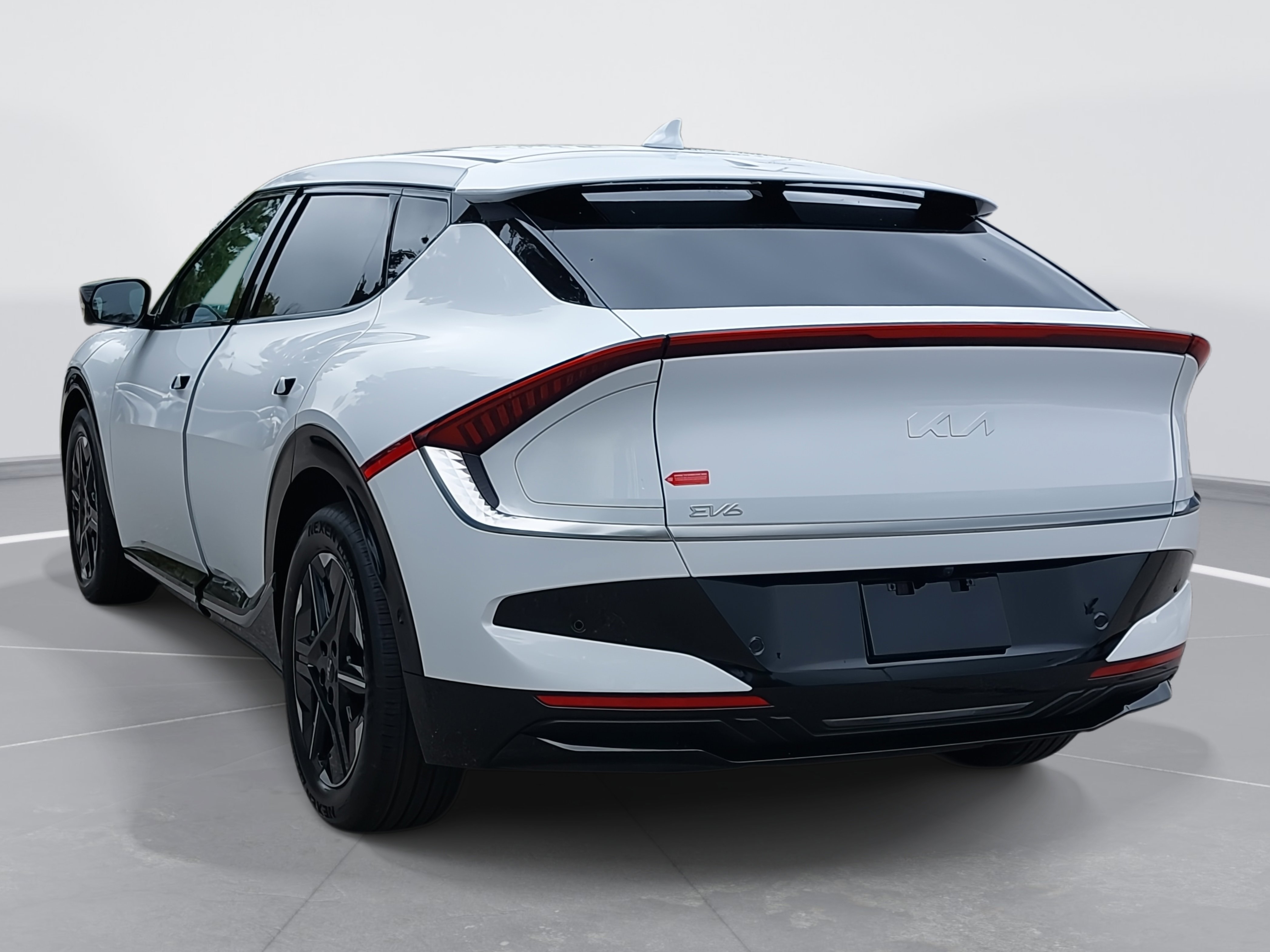 New 2025 Kia EV6 Wind image 7