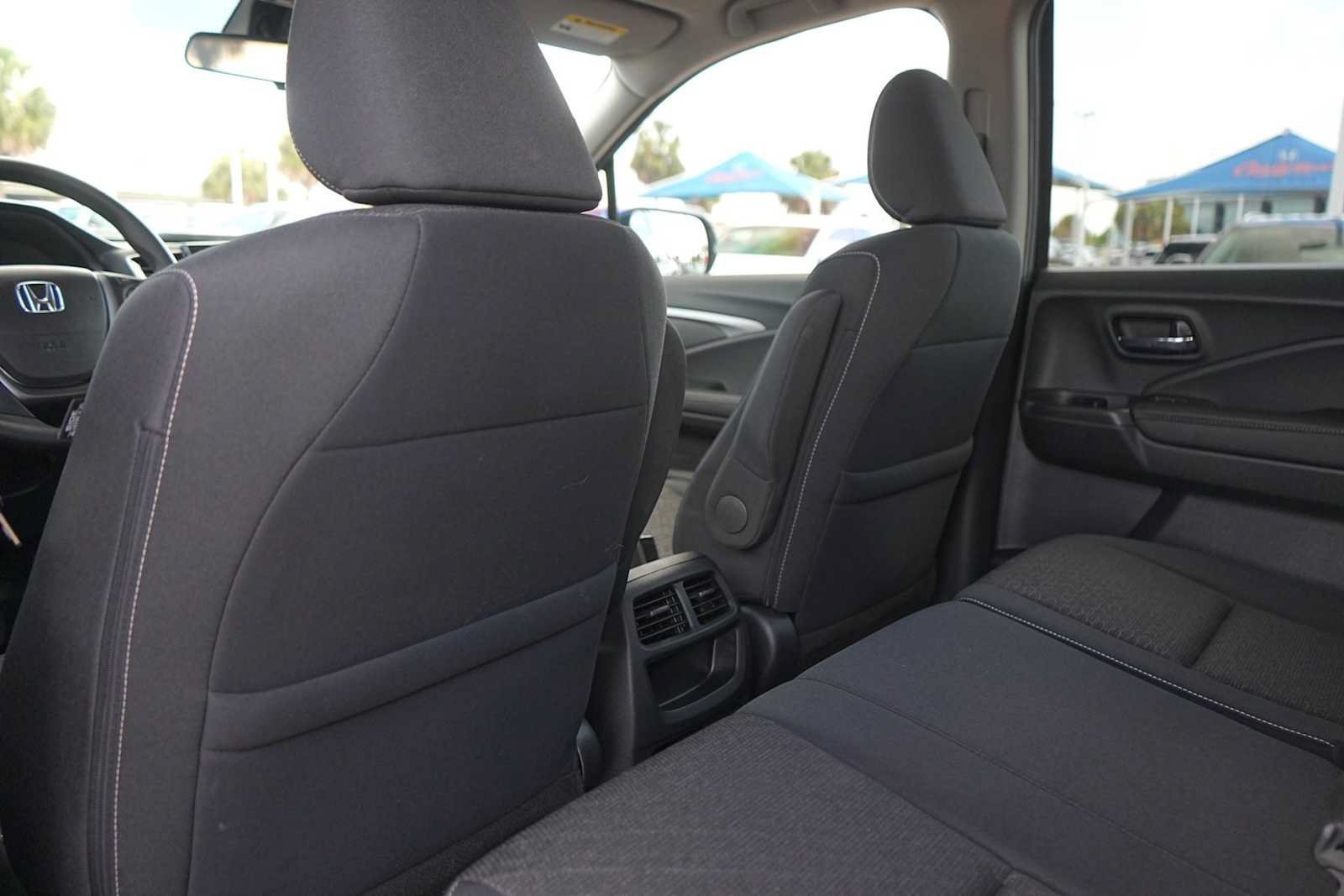 Used 2023 Honda Ridgeline Sport image 12
