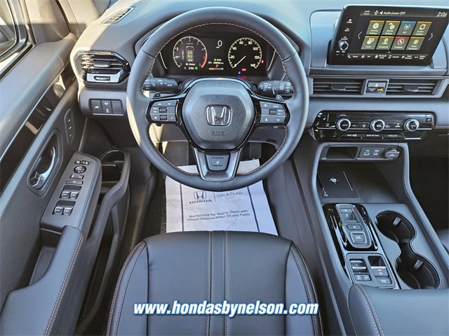 New 2025 Honda Pilot TrailSport image 7