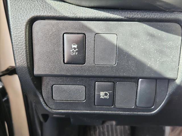 Used 2023 Toyota Tacoma SR image 13