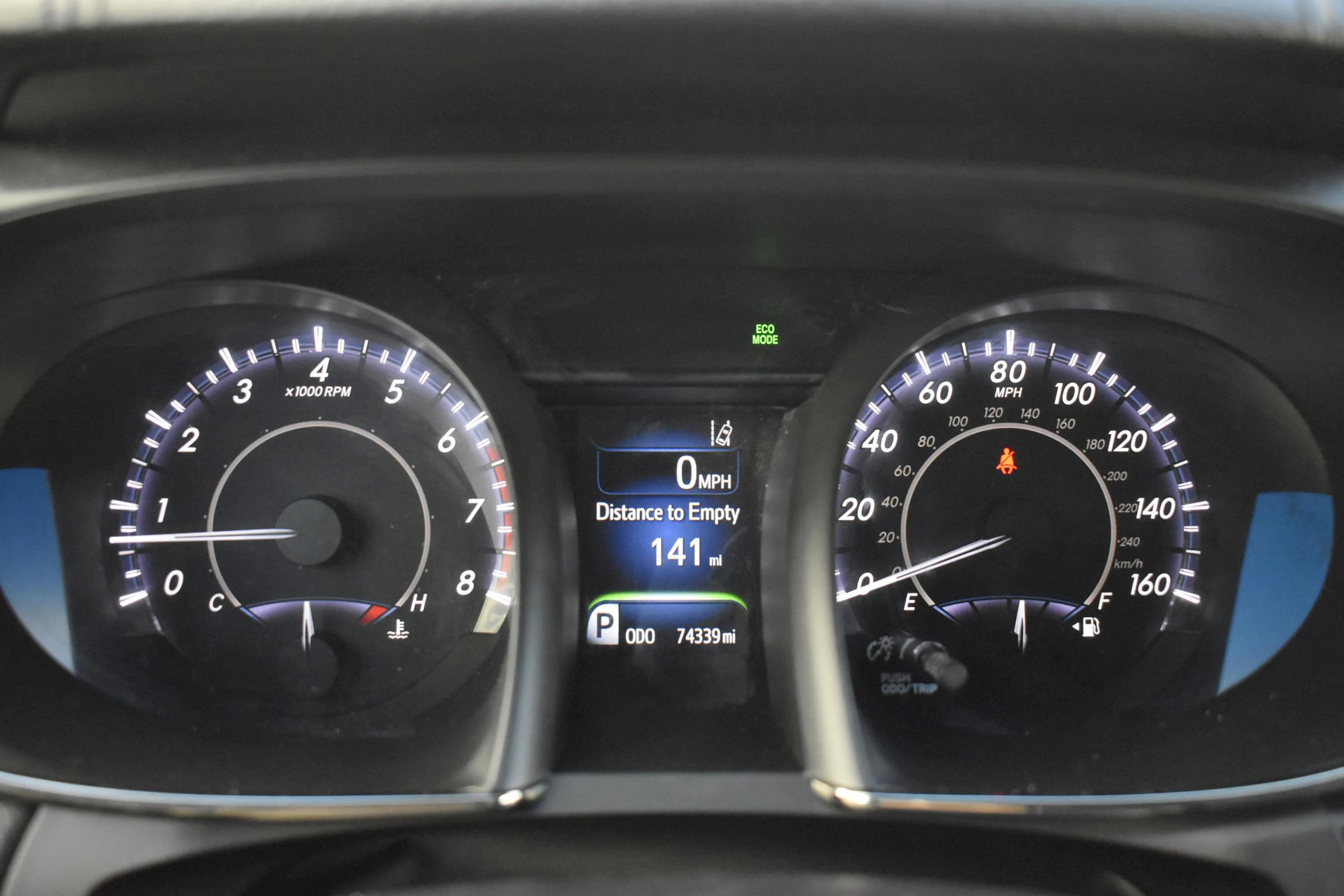 Used 2018 Toyota Avalon XLE image 19