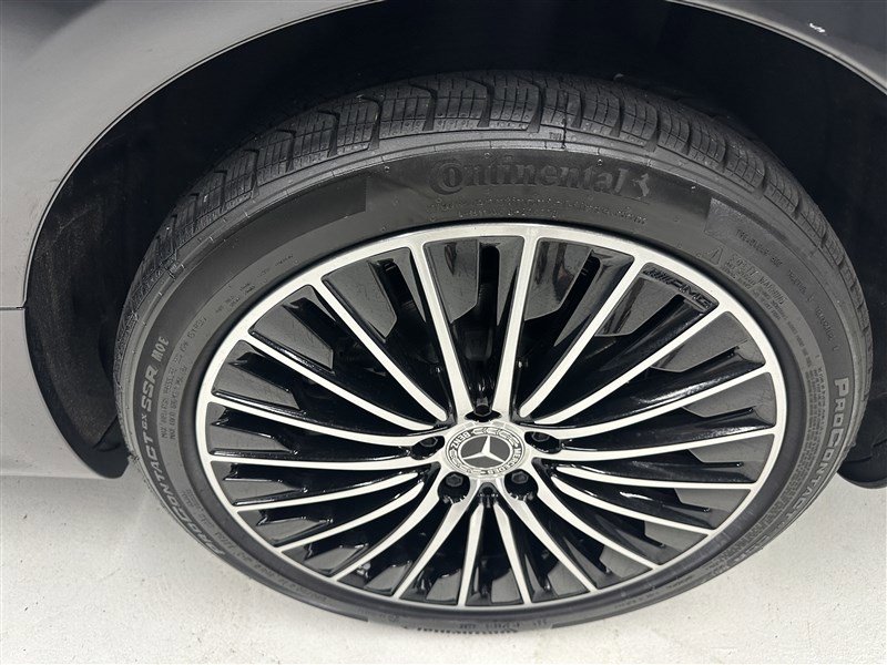 Used 2024 Mercedes-Benz CLE 300 4MATIC Coupe image 15