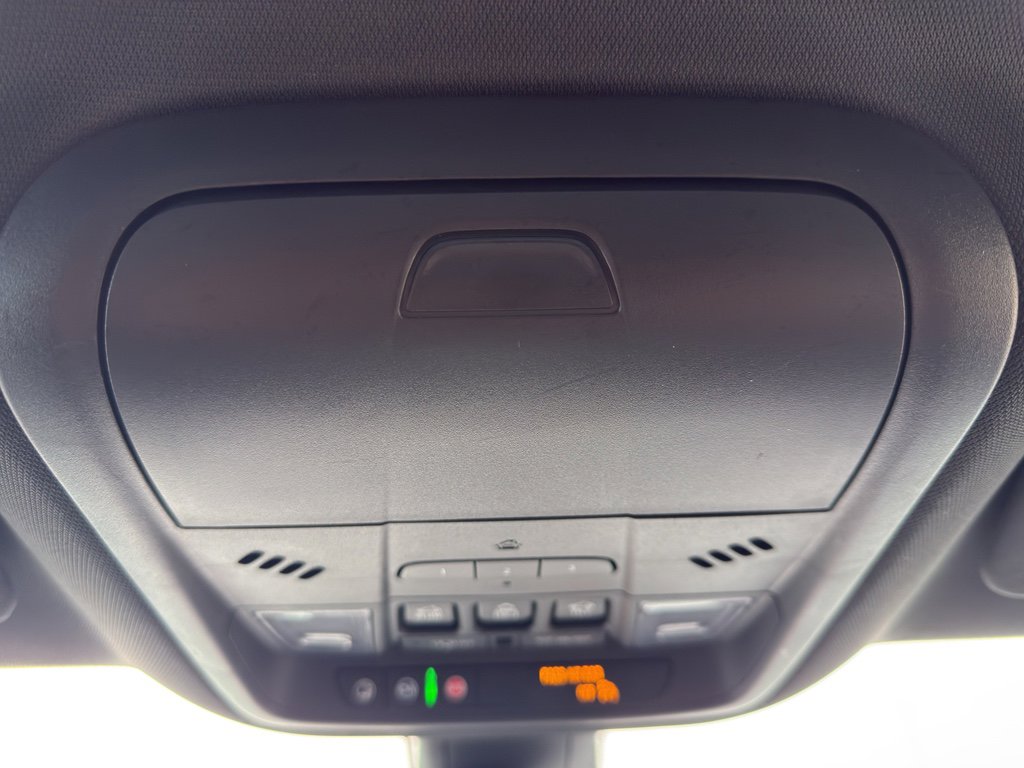 Used 2022 Buick Enclave Essence w/ Experience Buick Package image 24