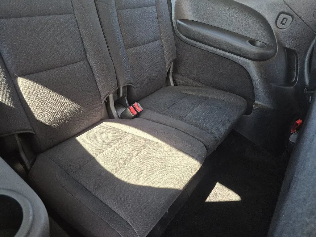 Used 2011 Dodge Durango Crew RWD image 21