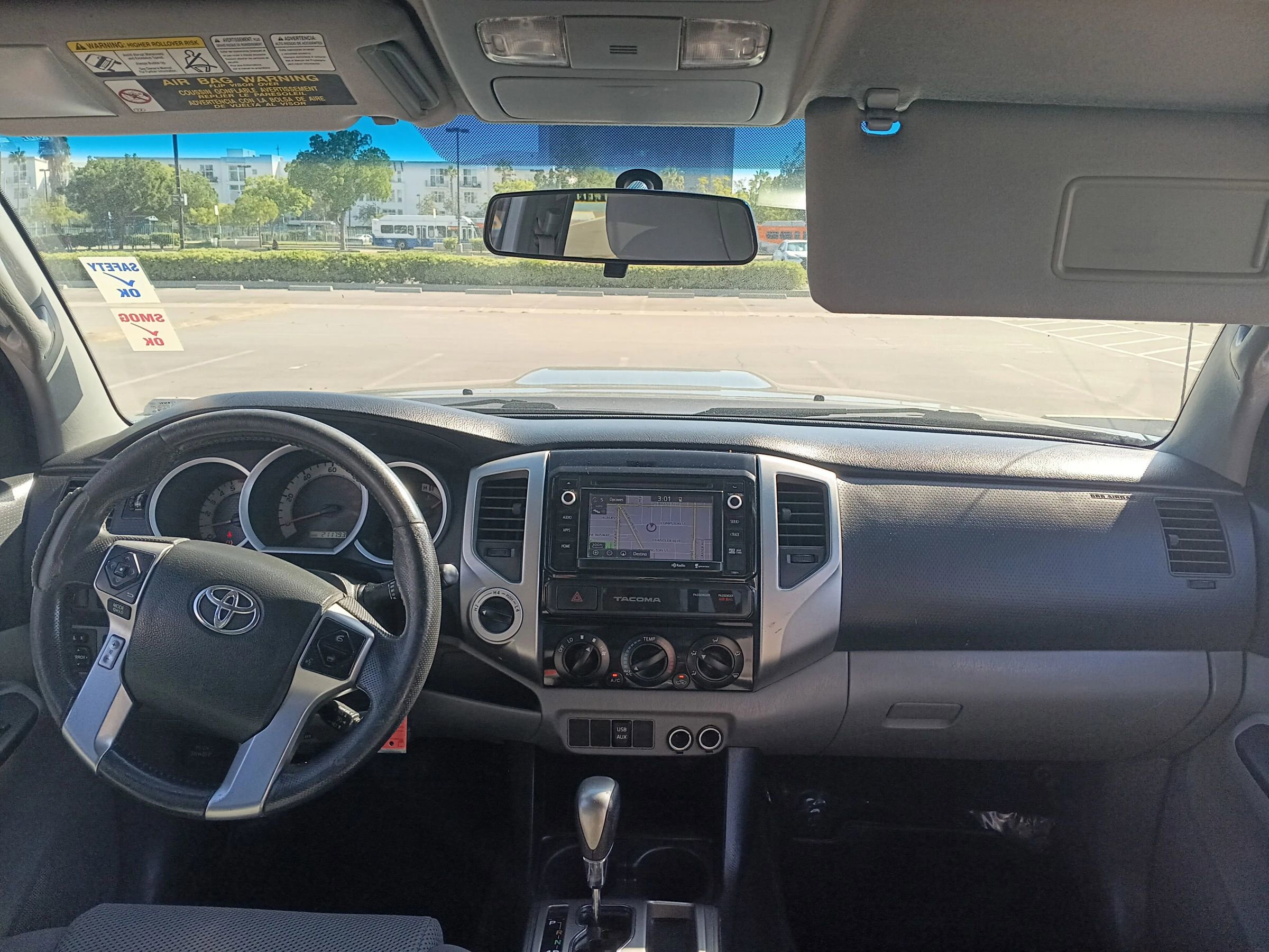 Used 2015 Toyota Tacoma 4x4 Double Cab image 14