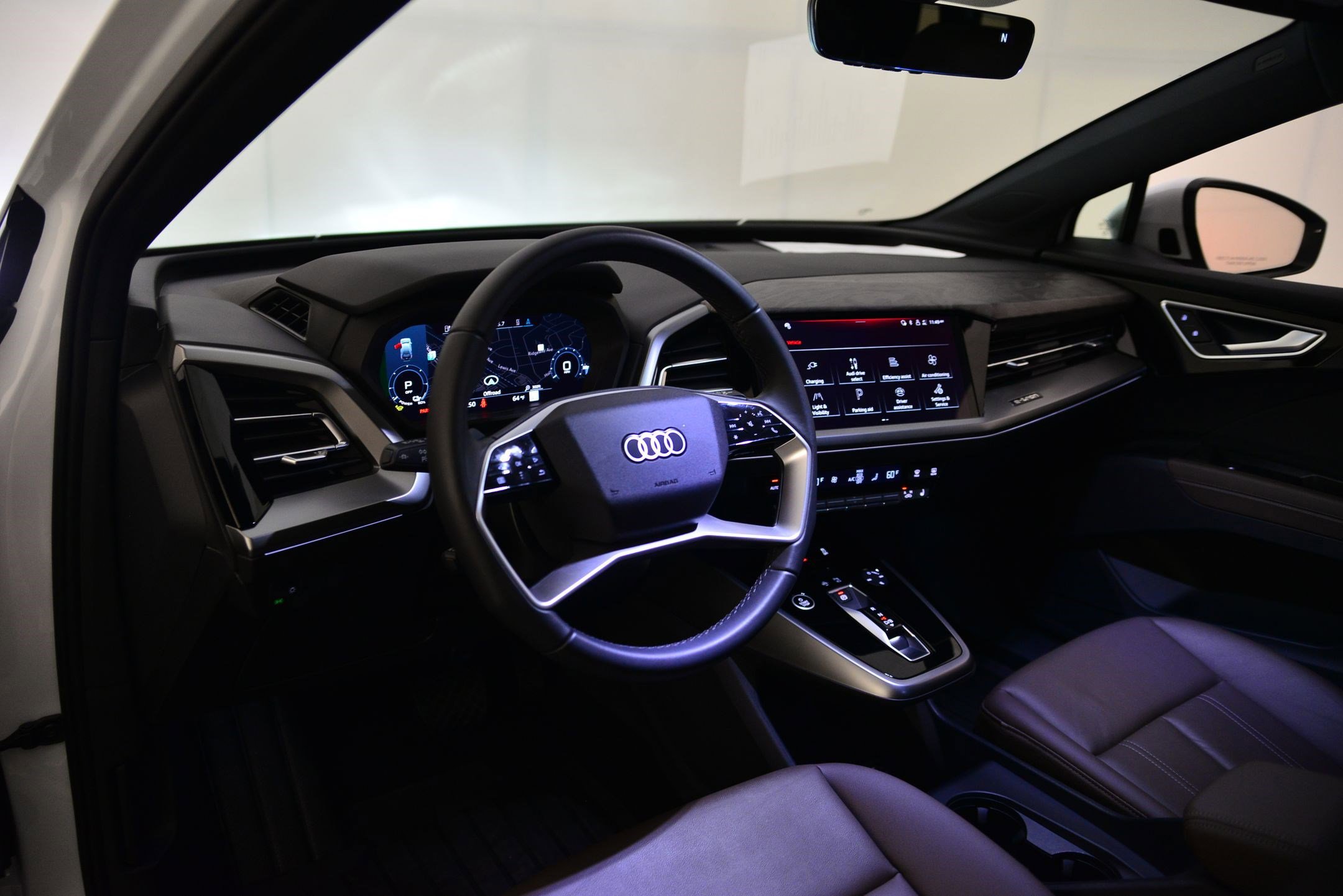 Certified 2025 Audi Q4 e-tron Premium w/ Convenience Package image 3