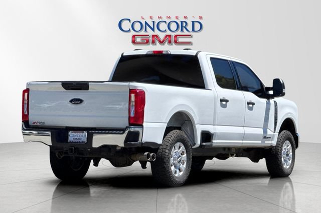 Used 2024 Ford F250 XLT w/ FX4 Off-Road Package AWD/4WD image 4