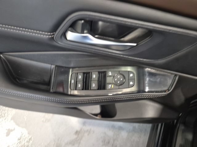 Certified 2023 Nissan Rogue SV w/ SV Premium B Package AWD/4WD image 11