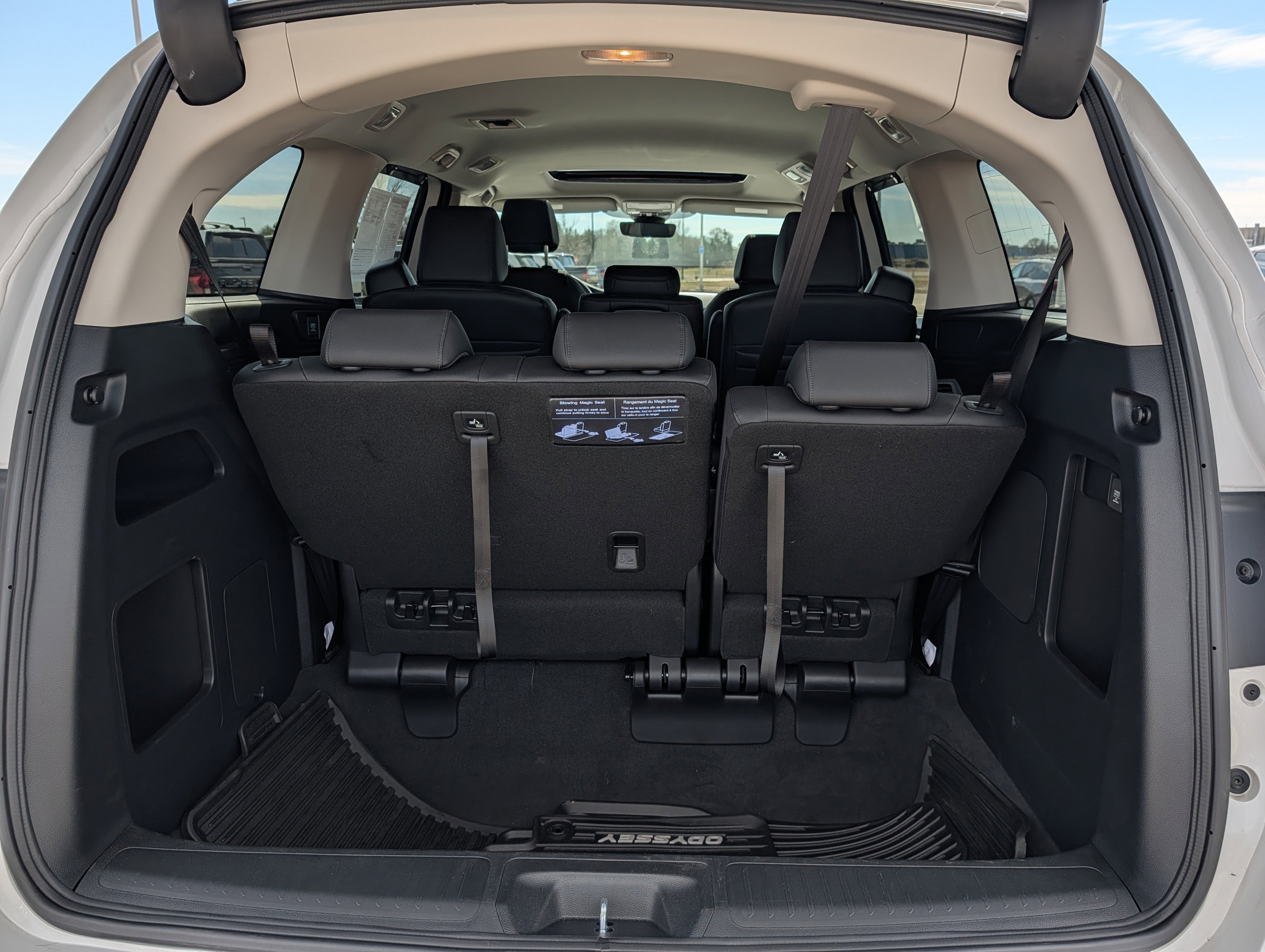Used 2026 Honda Odyssey EX-L image 18