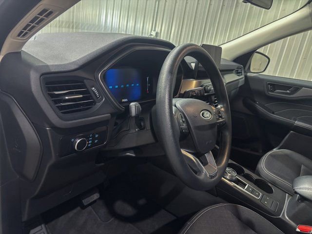 Used 2025 Ford Escape Active image 12