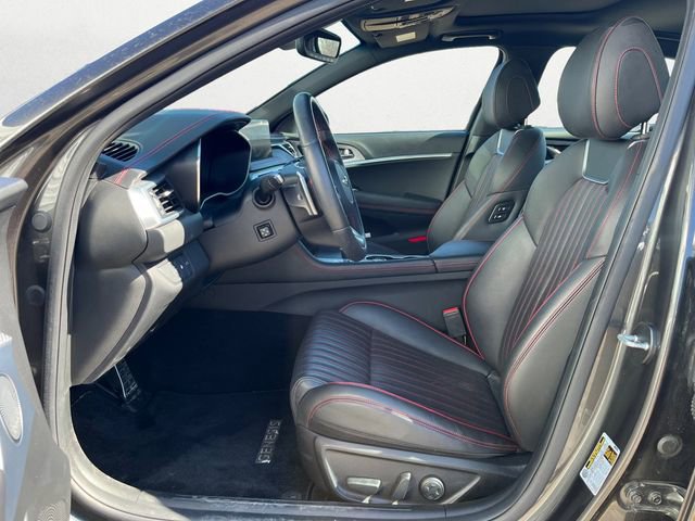 Used 2023 Genesis G70 2.0T w/ Sport Prestige Package image 10