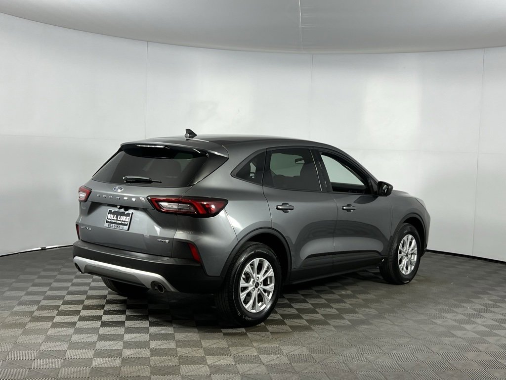 Used 2025 Ford Escape Active image 5