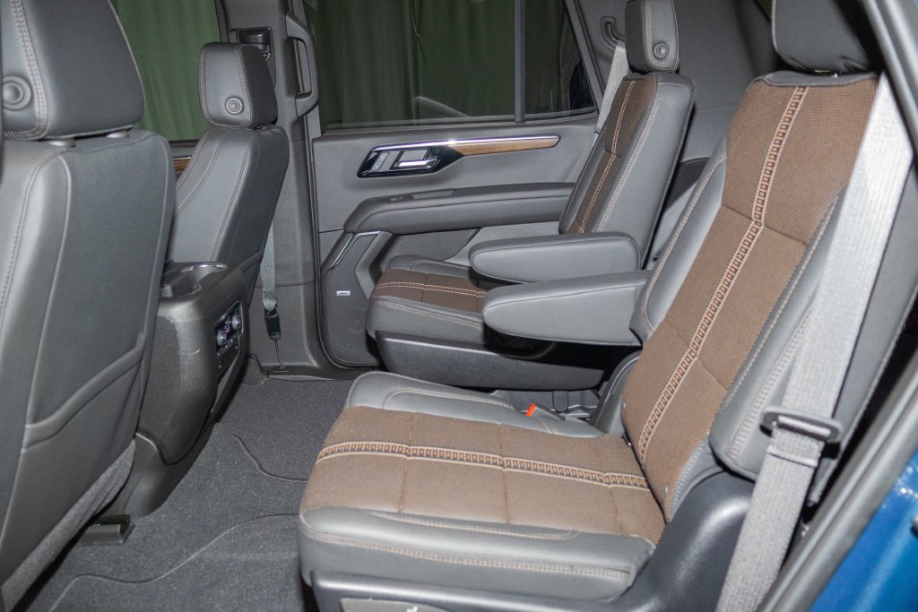 Used 2026 Chevrolet Tahoe High Country w/ Sun And Tow Package AWD/4WD image 12